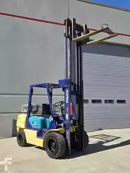 Propane Forklifts 2001  Komatsu FG30HT-12 (7)