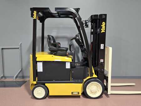 Diesel Forklifts 2015  Yale ERC050VG (6) 
