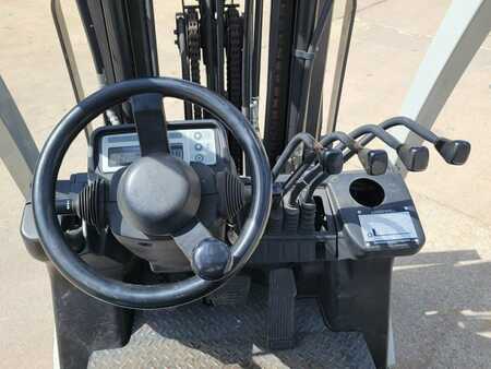 Diesel Forklifts 2014  Unicarriers FCG25L (11) 