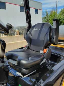 Diesel Forklifts 2022  Hyundai 25L-9A (9) 