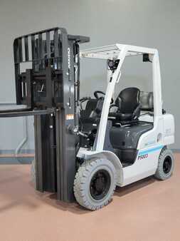 Diesel Forklifts 2023  Unicarriers PF50 (7) 