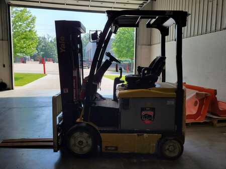 Diesel Forklifts 2016  Yale ERC050VG (1) 