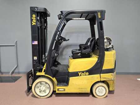 Diesel Forklifts 2015  Yale GLC060VX (1)