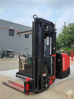 Diesel Forklifts 2016  Raymond 9800 (4)