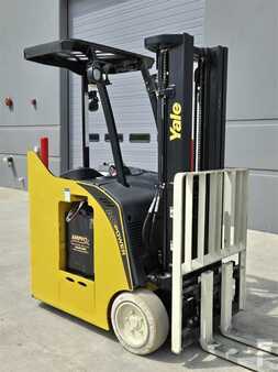 Diesel Forklifts 2021  Yale ESC030AD (4)