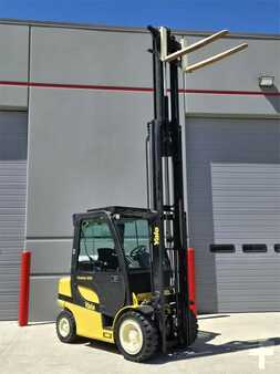 Diesel Forklifts 2017  Yale GLP050VX (8)