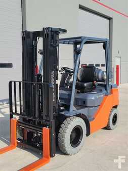 Diesel Forklifts 2024  Toyota 8FGU25 (3)