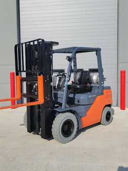 Diesel Forklifts 2024  Toyota 8FGU25 (7)