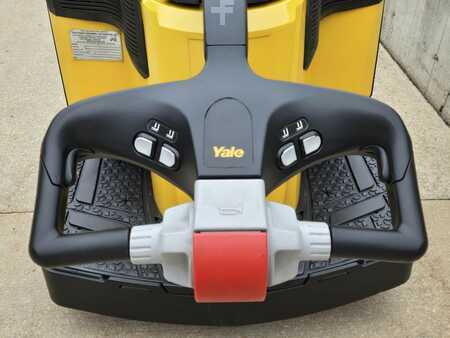 Diesel Forklifts 2019  Yale MPE060LG (11)