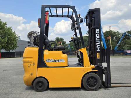 Diesel Forklifts 2005  Hyundai HLF18C-5 (6)