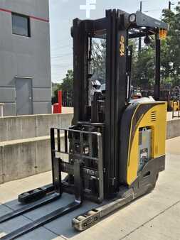 Diesel Forklifts 2018  Yale NDR035EB (3)