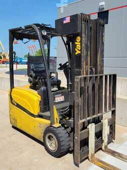 Diesel Forklifts 2017  Yale ERP040VT (4)