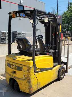 Diesel Forklifts 2017  Yale ERP040VT (5)