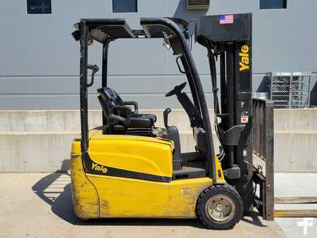 Diesel Forklifts 2017  Yale ERP040VT (6)