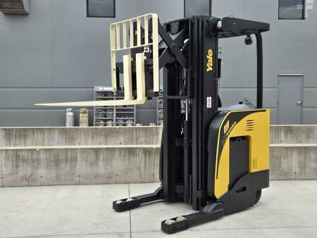 Diesel Forklifts 2018  Yale NR045EB (8)