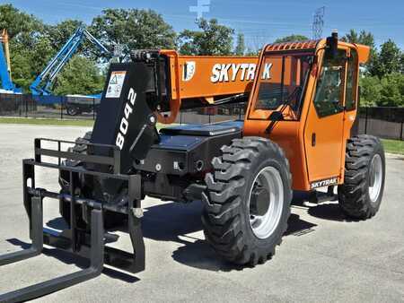 Telehandler Fixed 2023  SKY TRAK 8042 (3)