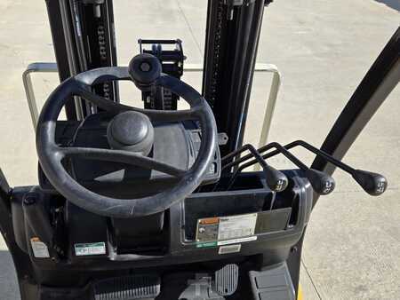 Diesel Forklifts 2016  Yale GLC050VX (11)