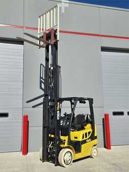 Diesel Forklifts 2016  Yale GLC050VX (8)