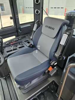 Diesel Forklifts 2024  Hyundai 160D-9 (13)