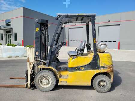 Diesel Forklifts 2017  Yale GLP050MX (1)