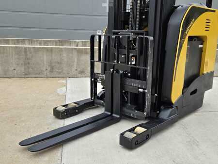 Diesel Forklifts 2017  Yale NR045EB (10)