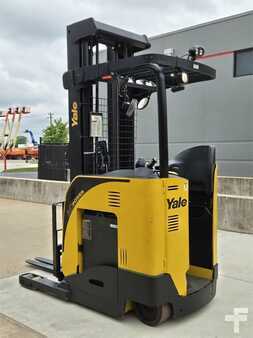 Diesel Forklifts 2017  Yale NR045EB (2)