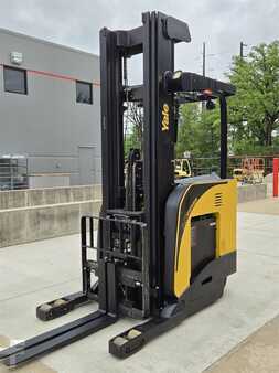 Diesel Forklifts 2017  Yale NR045EB (3)