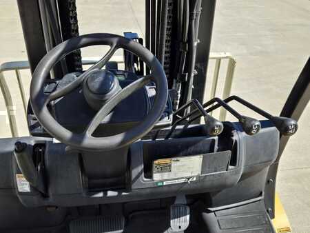 Diesel Forklifts 2018  Yale GDP080VX (14)