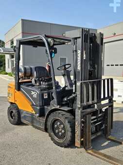 Diesel Forklifts 2019  Doosan G30N-7 (4)