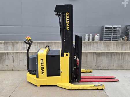 Pallet Stackers 2015  Hyster W30ZR (6)