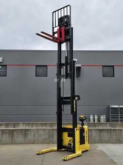 Pallet Stackers 2015  Hyster W30ZR (9)