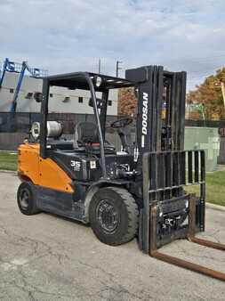 Carretilla elevadora GLP 2020  Doosan G35S-7 (4)