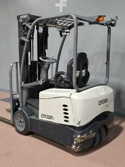 Diesel Forklifts 2020  Crown SC5215-30 (2)