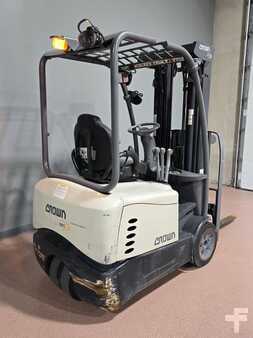 Diesel Forklifts 2020  Crown SC5215-30 (5)