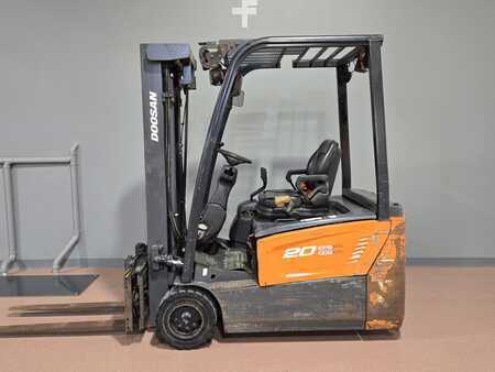 Diesel Forklifts 2018  Doosan B20T-7 (1)