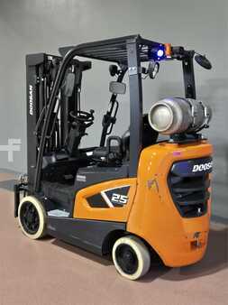 Propane Forklifts 2024  Doosan GC25S-9 (2)