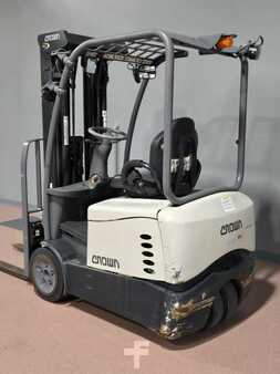 Diesel Forklifts 2020  Crown SC5215-30 (2)