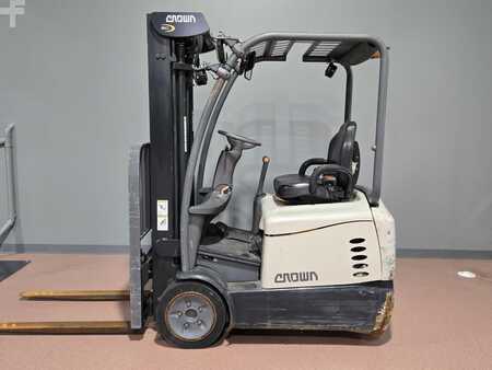 Diesel Forklifts 2020  Crown SC5215-30 (1)