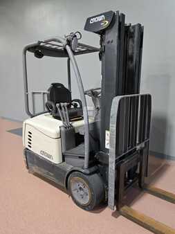 Diesel Forklifts 2020  Crown SC5215-30 (4)