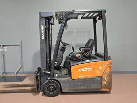 Dieselstapler 2018  Doosan B20T-7 (1)