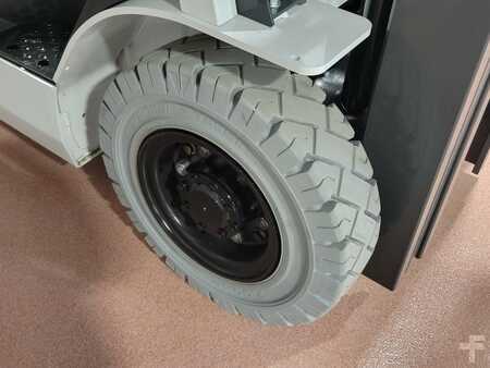 Diesel Forklifts 2023  Unicarriers PF50 (10)