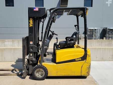 Diesel Forklifts 2017  Yale ERP040VT (1)