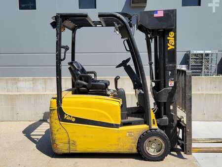 Diesel Forklifts 2017  Yale ERP040VT (6)