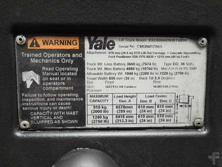 Reach Trucks 2015  Yale ESC035AD (16)