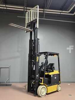 Diesel Forklifts 2019  Yale ERC050VG (8)