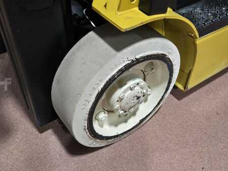 Diesel Forklifts 2019  Yale ERC050VG (9)