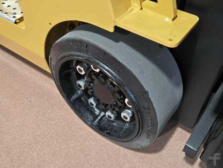 Propane Forklifts 2018  CAT Lift Trucks GC40K (9)