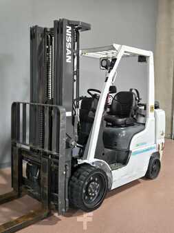 Propane Forklifts 2015  Unicarriers CF60 (3)