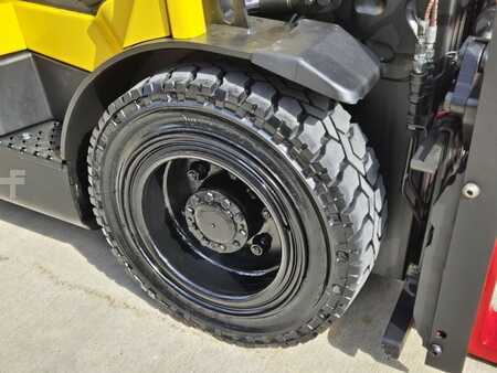 Propane Forklifts 2016  Hyster H70FT (12)
