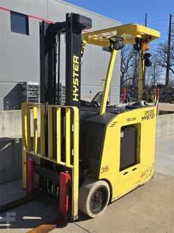 Reach Trucks 2017  Hyster E35HSD3 (3)